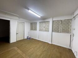 Toa Payoh Central (D12), Shop House #496339171